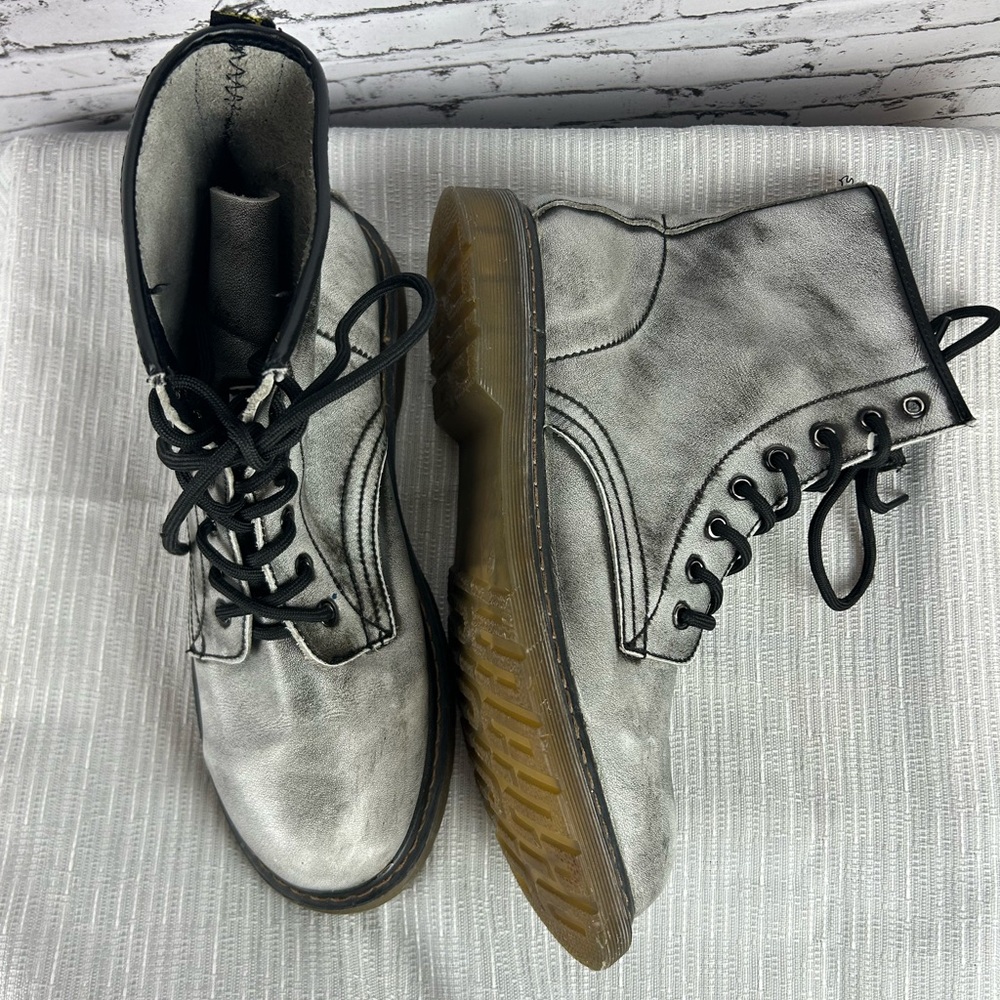 Dr. Martens | Men's combat gray and black leather boots size: 45, 12 - Picture 3 of 9